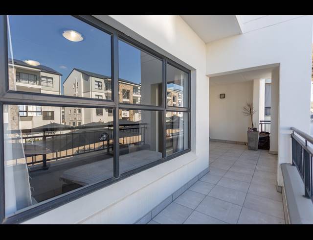 2 BEDROOM APARTMENT FOR SALE IN RICHWOOD